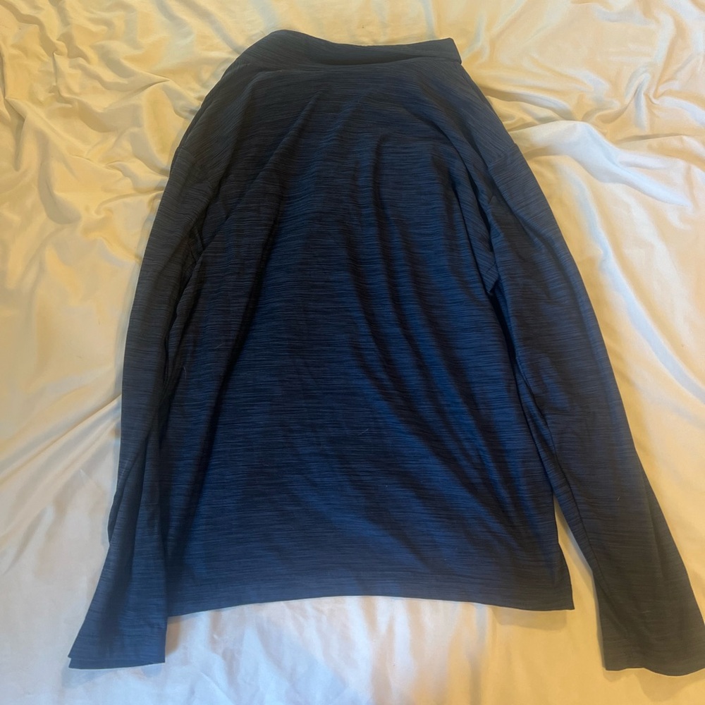 Men’s Nike DriFit quarter zip pullover - Picture 2 of 3